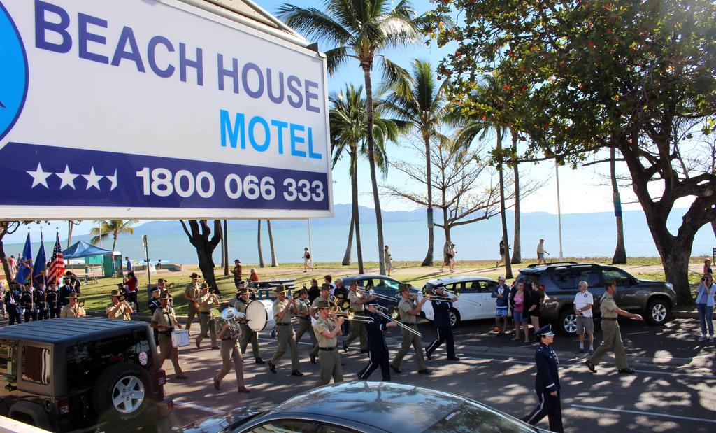 Beach House Motel Townsville Exterior foto