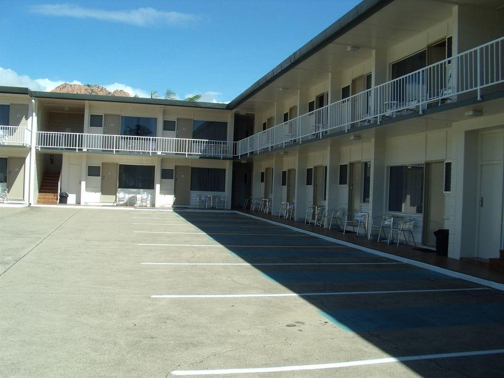 Beach House Motel Townsville Exterior foto