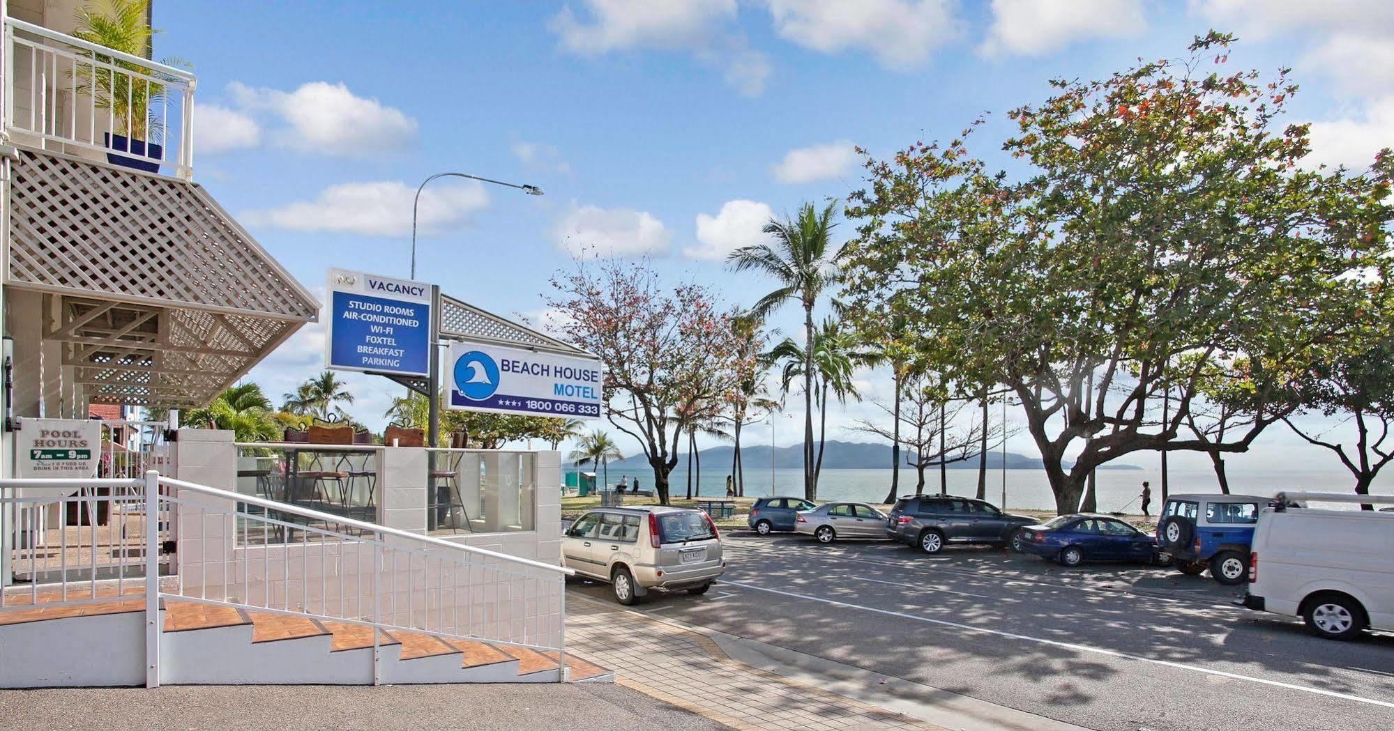 Beach House Motel Townsville Exterior foto